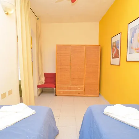 Aegidius Hotel apartamentowy Ischia